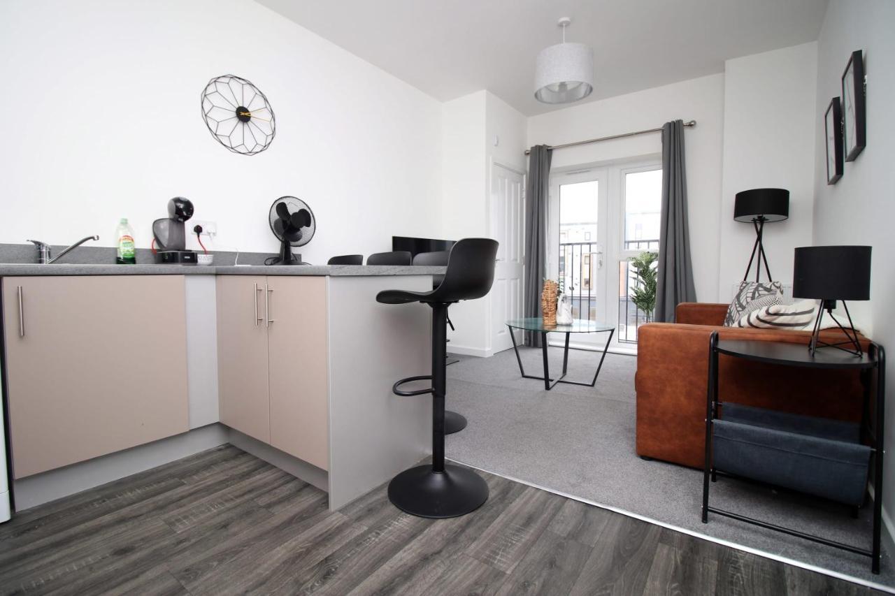 Beachview By Mia Living Close To Beach, Free Parking, Modern 2 Bedroom Apartment Баррі Екстер'єр фото