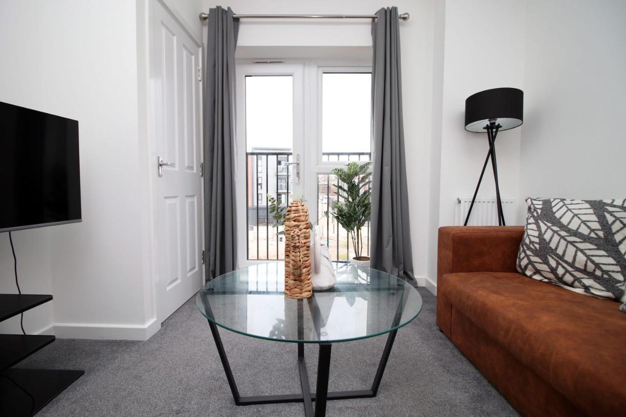 Beachview By Mia Living Close To Beach, Free Parking, Modern 2 Bedroom Apartment Баррі Екстер'єр фото